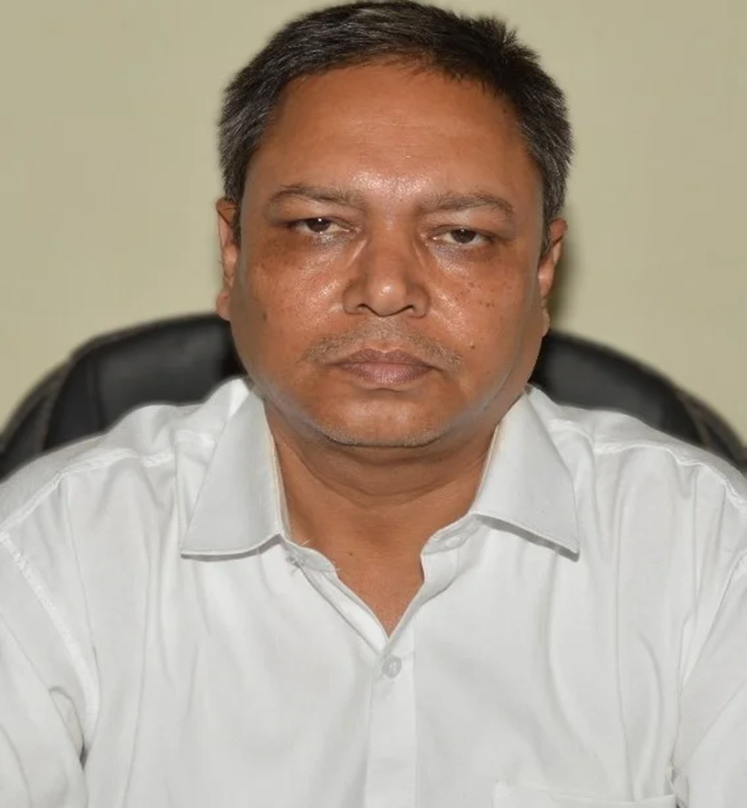 DR. SATYENDRA KURARIYA
